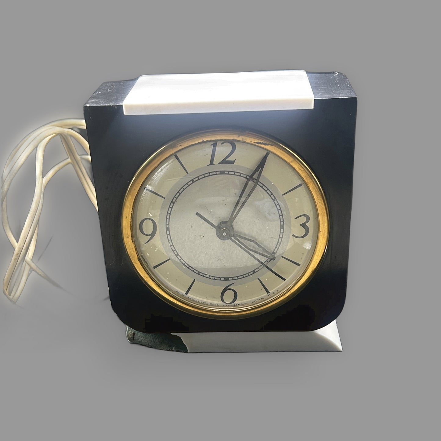 Vintage O.B. McClintock 15D700 Art Deco Electric Desk Alarm Clock – Bakelite Mid Century Modern