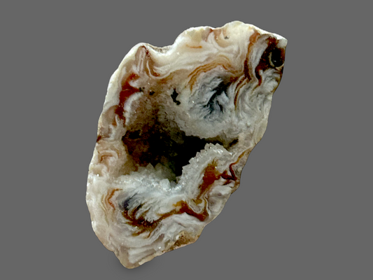 Agate Geode – Hidden Crystal Sanctuary of the Earth