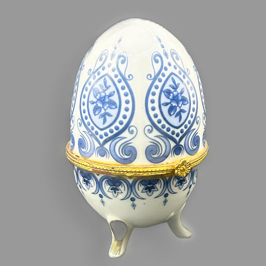Vintage Blue & White Porcelain Egg Trinket Box Floral Hinged Keepsake